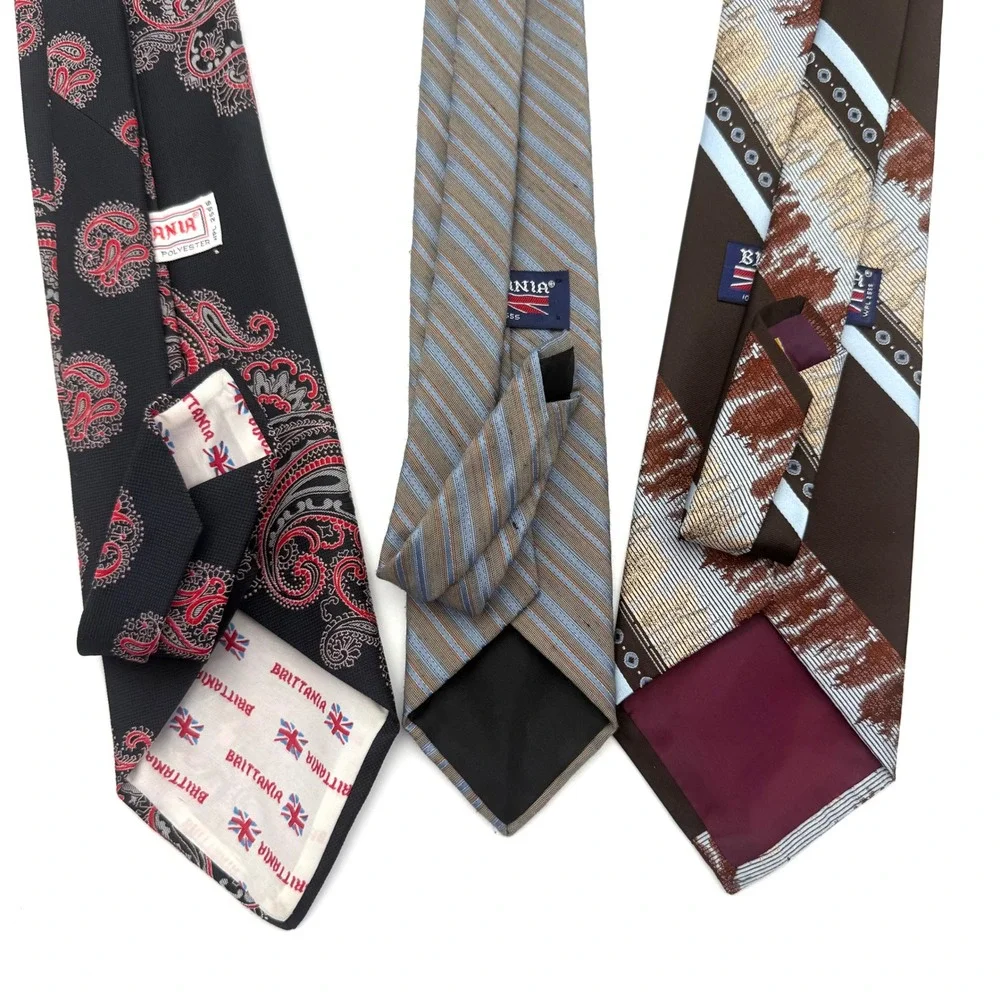 Brittania Men's Neckties Lot of 3 Paisley Striped Geometric Retro Ties